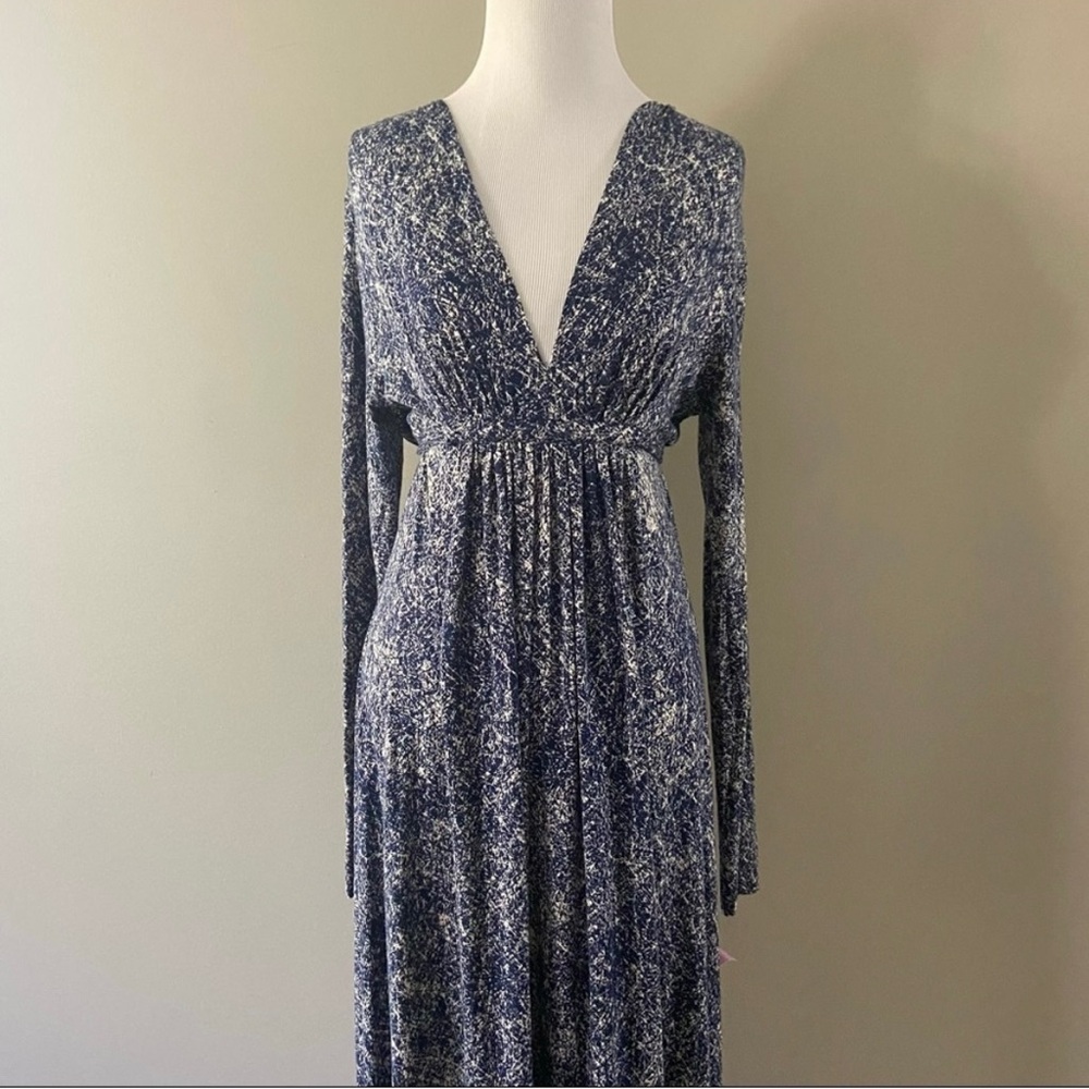 Rachel Pally V Neck Long Sleeve Maxi Blue and White Caftan Dress